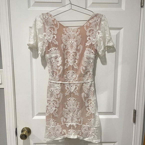 For Love And Lemons White Lace Overlay Dress - Picture 3 of 7